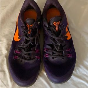 Nike Men’s KOBE basketball shoes